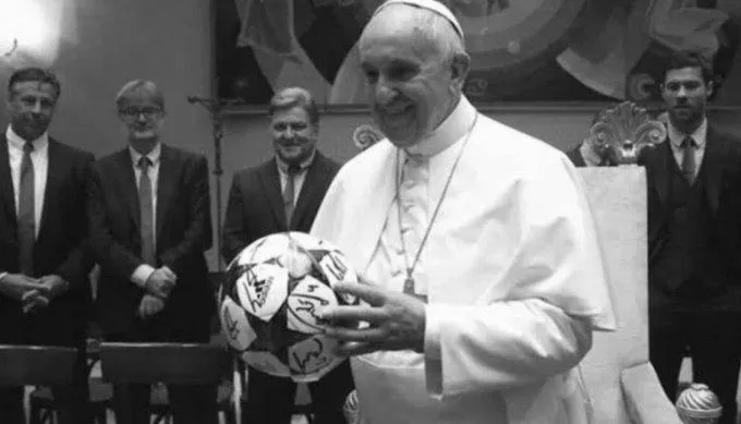 El Papa Francisco y su eterno fervor por el futbol