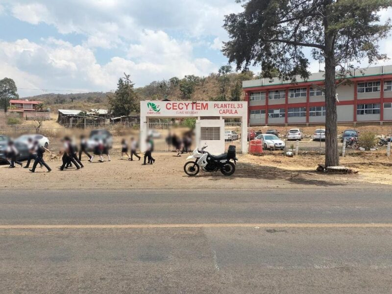 Falso reporte de balacera cerca del CECyTEM de Capula movilizó a policías