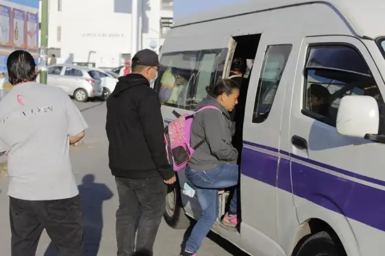 Frenan tribunal aumento a tarifa del transporte público en Michoacán