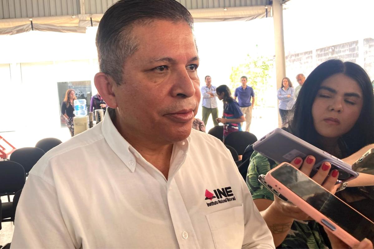Funcionarios y actores políticos pueden promover elección judicial pero no a candidatos: INE