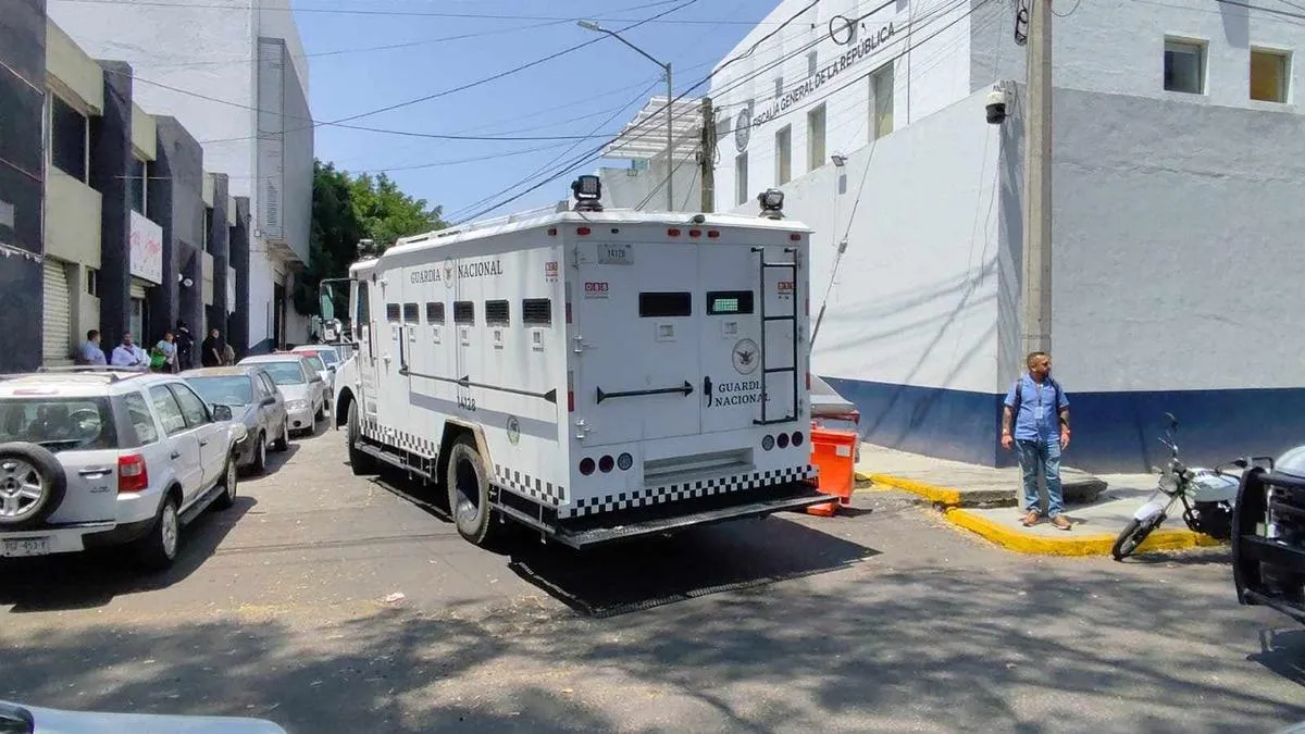 GN, GC y militares captura de delincuentes armados en Zinapécuaro