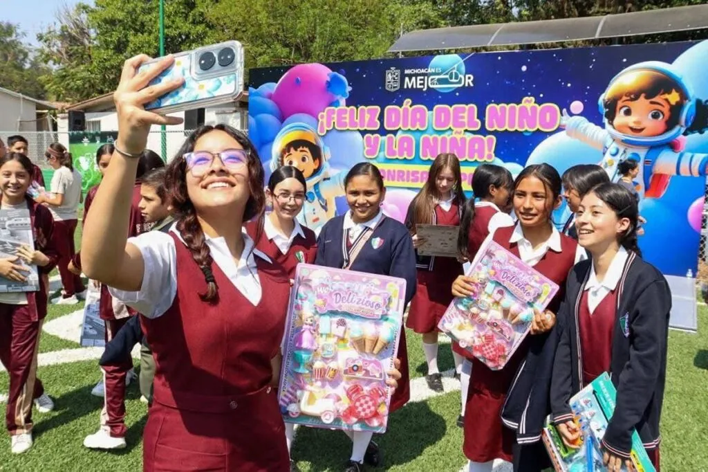 Gobierno estatal celebra el día del niño