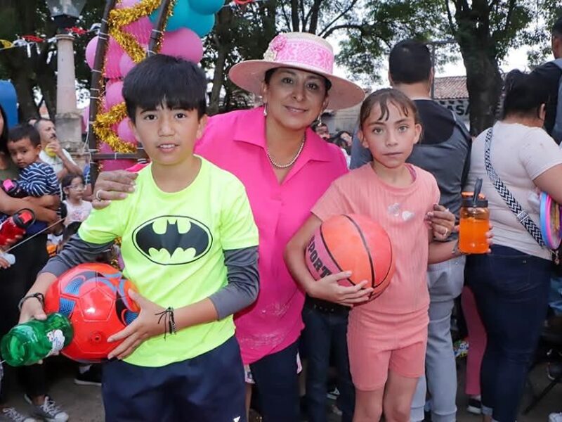 Gran celebración por el Día de la Niña y el Niño en Quiroga
