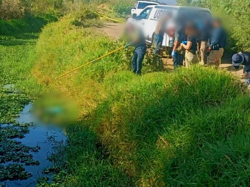 Hallan a hombre ahogado y putrefacto en canal de riego de Chucándiro