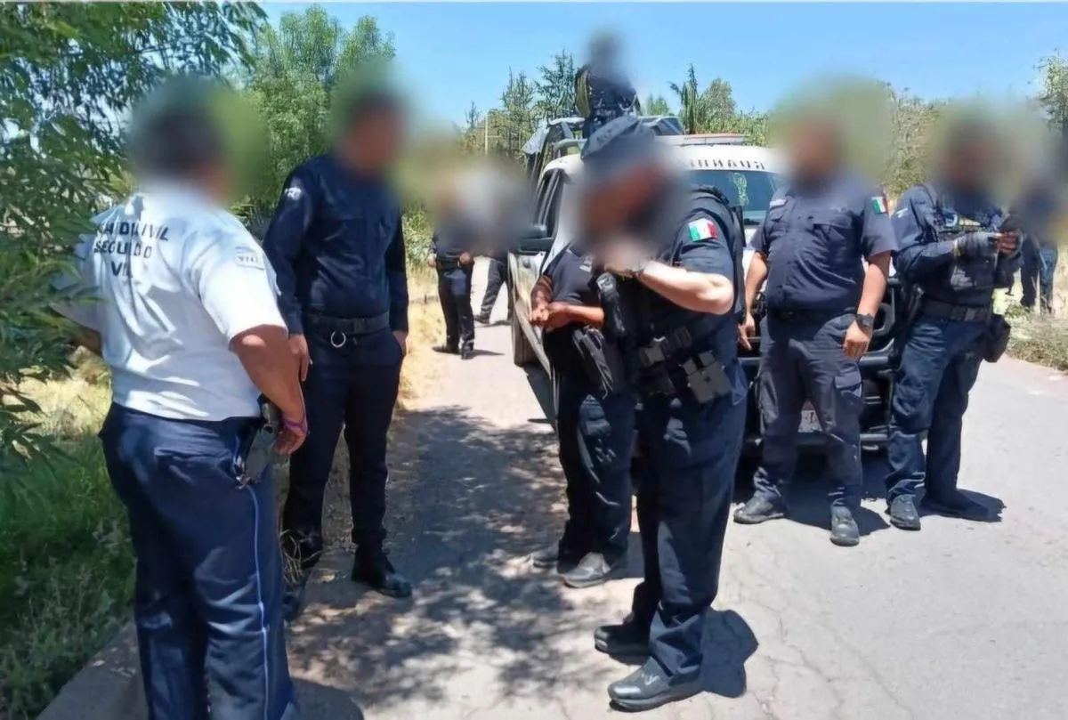 Hallan a mujer descuartizada en un canal de riego de Contepec