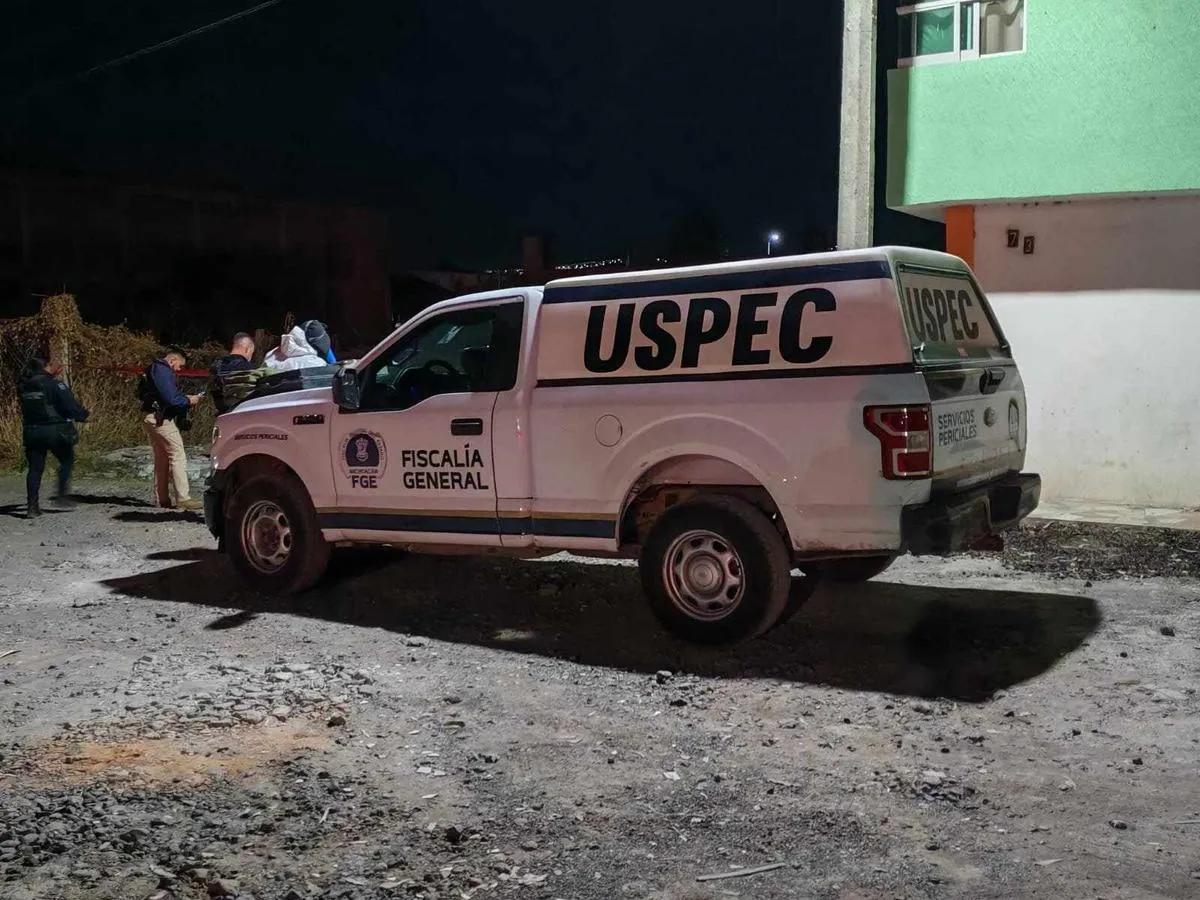 hombre acribillado en San Juanito Itzícuaro, al poniente de Morelia