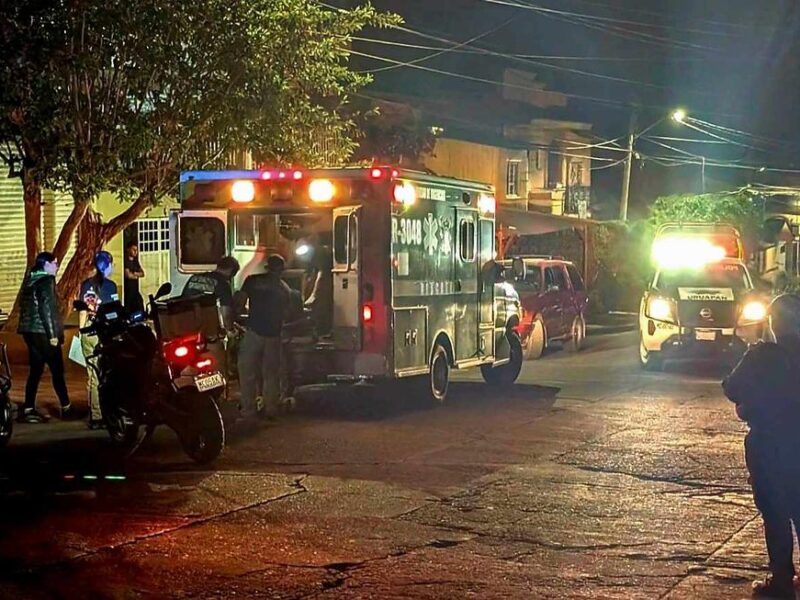 Hombre es baleado en ataque armado en la colonia Francisco J. Mújica, Uruapan