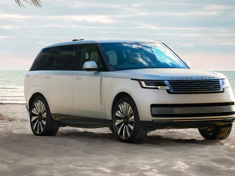 Jaguar Land Rover detiene envíos por aranceles