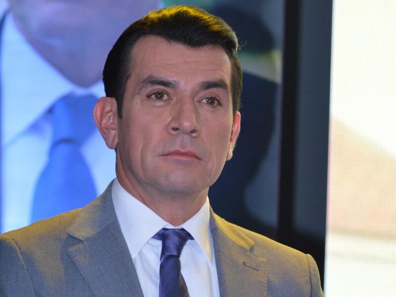 Jorge Salinas estalla tras preguntas sobre golpe de Pablo Montero