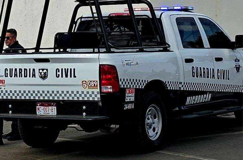 joven asesinado por fuera de tienda en La Nopalera Oriente en Apatzingán