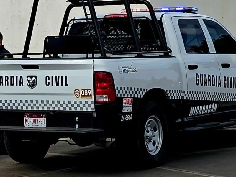 joven asesinado por fuera de tienda en La Nopalera Oriente en Apatzingán
