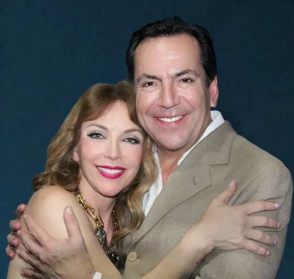 Laura Flores revela que ya convive con los hijos de Lalo Salazar, niega ser responsable de divorcio