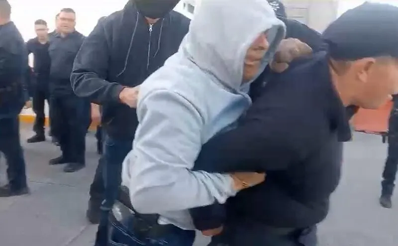 La SSP de Michoacán detiene a lideresa de protesta Policial, generando denuncias de abusos y tortura, acusó la activista Margarita López 1
