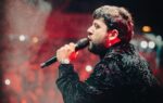 Luis R. Conriquez anuncia que no cantará corridos; el público destruye su escenario