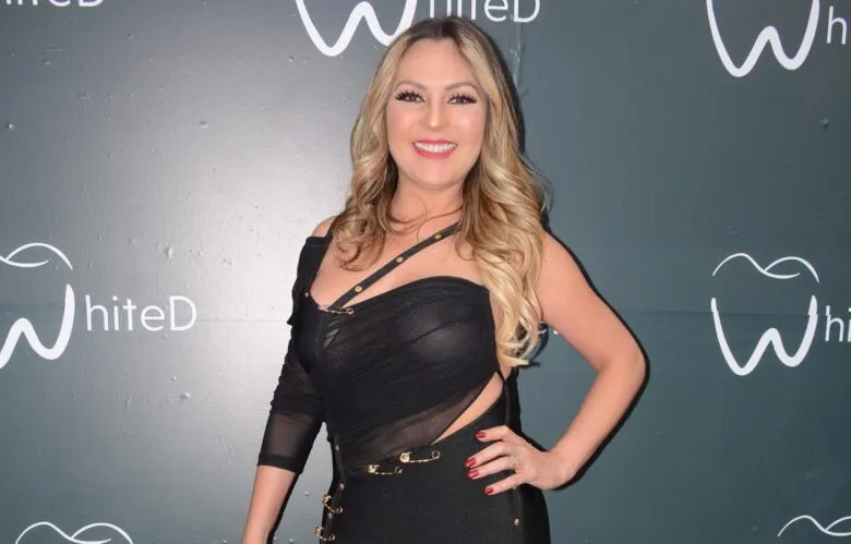 Mariana Ochoa responde a declaraciones de Ari Borovoy