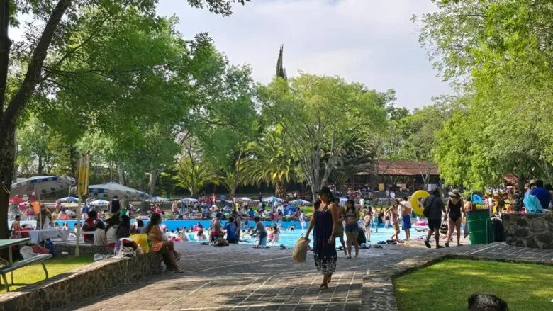 Más de 200 parques acuáticos te esperan estas vacaciones en Michoacán