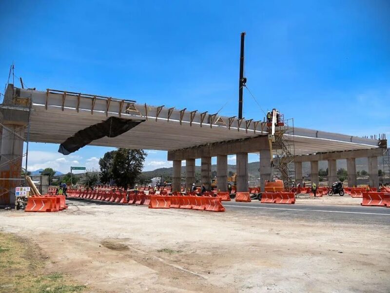 Morelia: En riesgo, 6 escuelas y 500 personas por obras de periférico en Santiago Undameo
