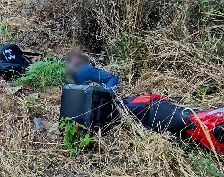 motociclista es asesinado en la carretera Uruapan - Gabriel Zamora