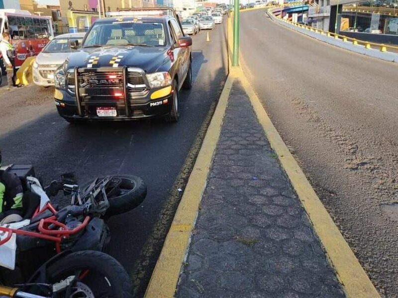 Motociclista sufre accidente sobre la Avenida Madero Poniente de Morelia