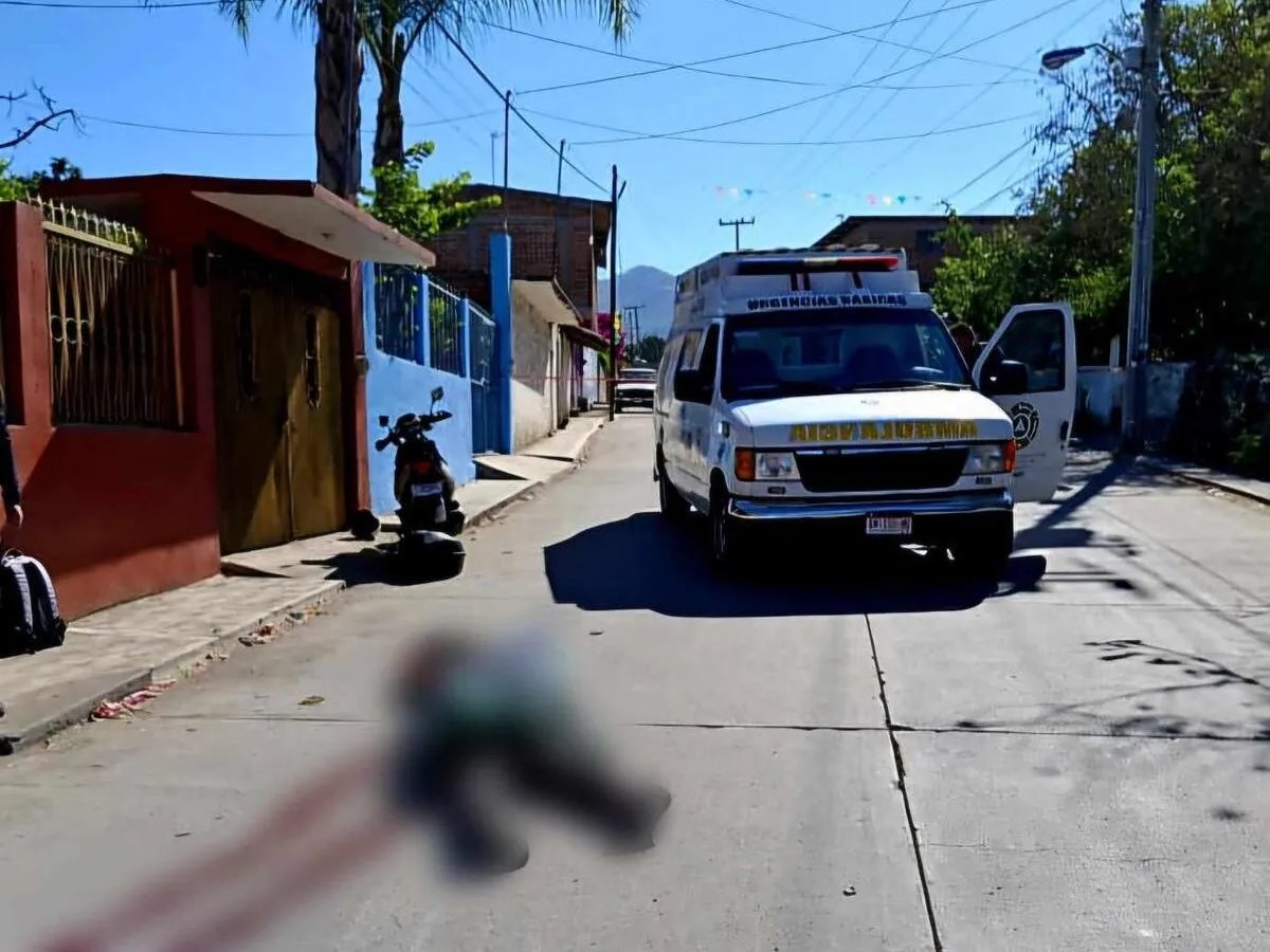 Mujer motociclista pierde la vida en accidente