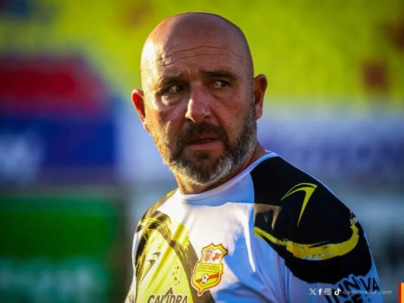 Nacho Castro DT. Atlético Morelia insatisfecho