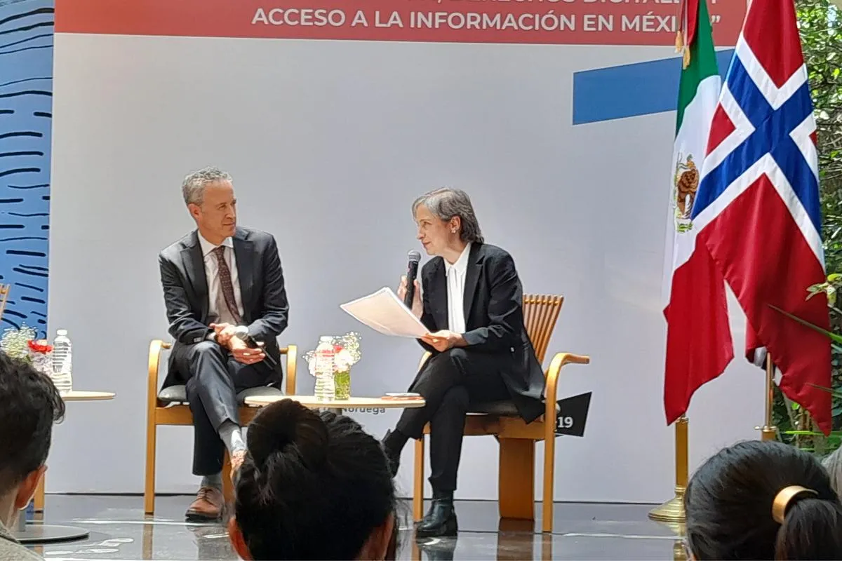 Noticias falsas en México atentan derecho a la información veraz