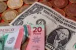 Impacto de la guerra arancelaria en el peso mexicano