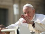 Papa Francisco donó sus últimas posesiones a presos
