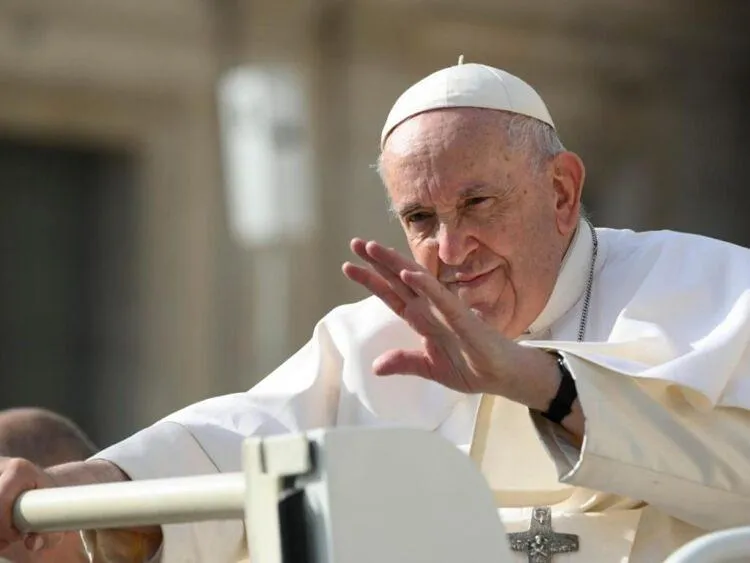 Papa Francisco donó sus últimas posesiones: más de 200 mil dólares fueron destinados a los presos