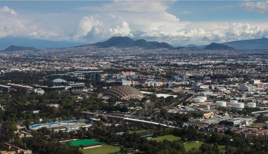 Persisten altos niveles de ozono; sigue contingencia en el Valle de México