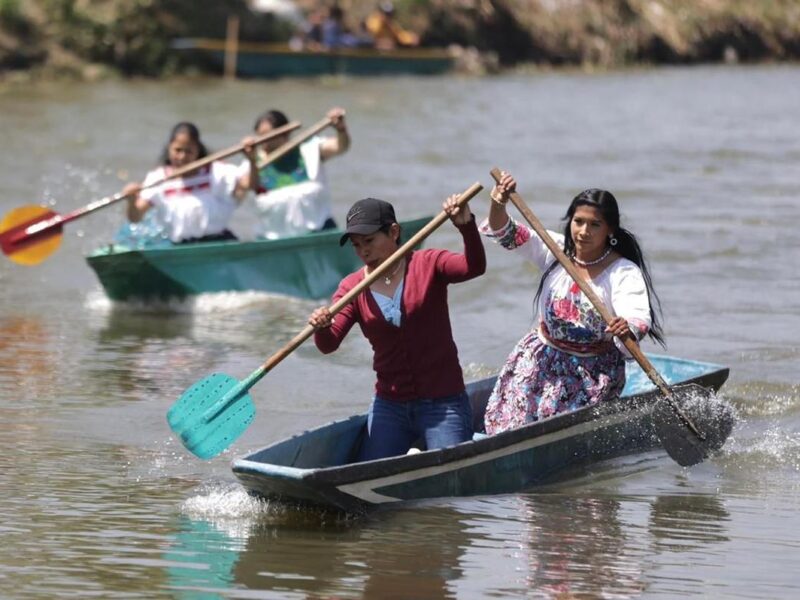 Primera Regata Nacional de Canotaje en Urandén