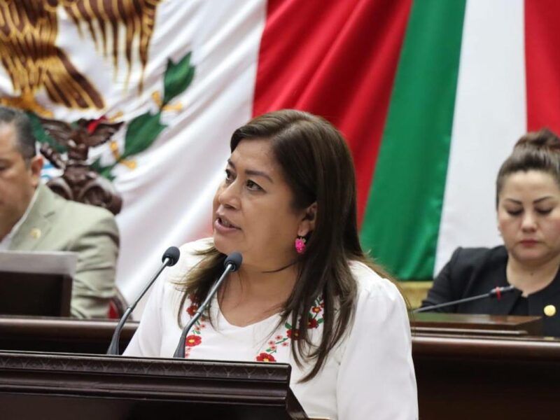 Refrenda Belinda Iturbide compromiso con las mujeres indígenas