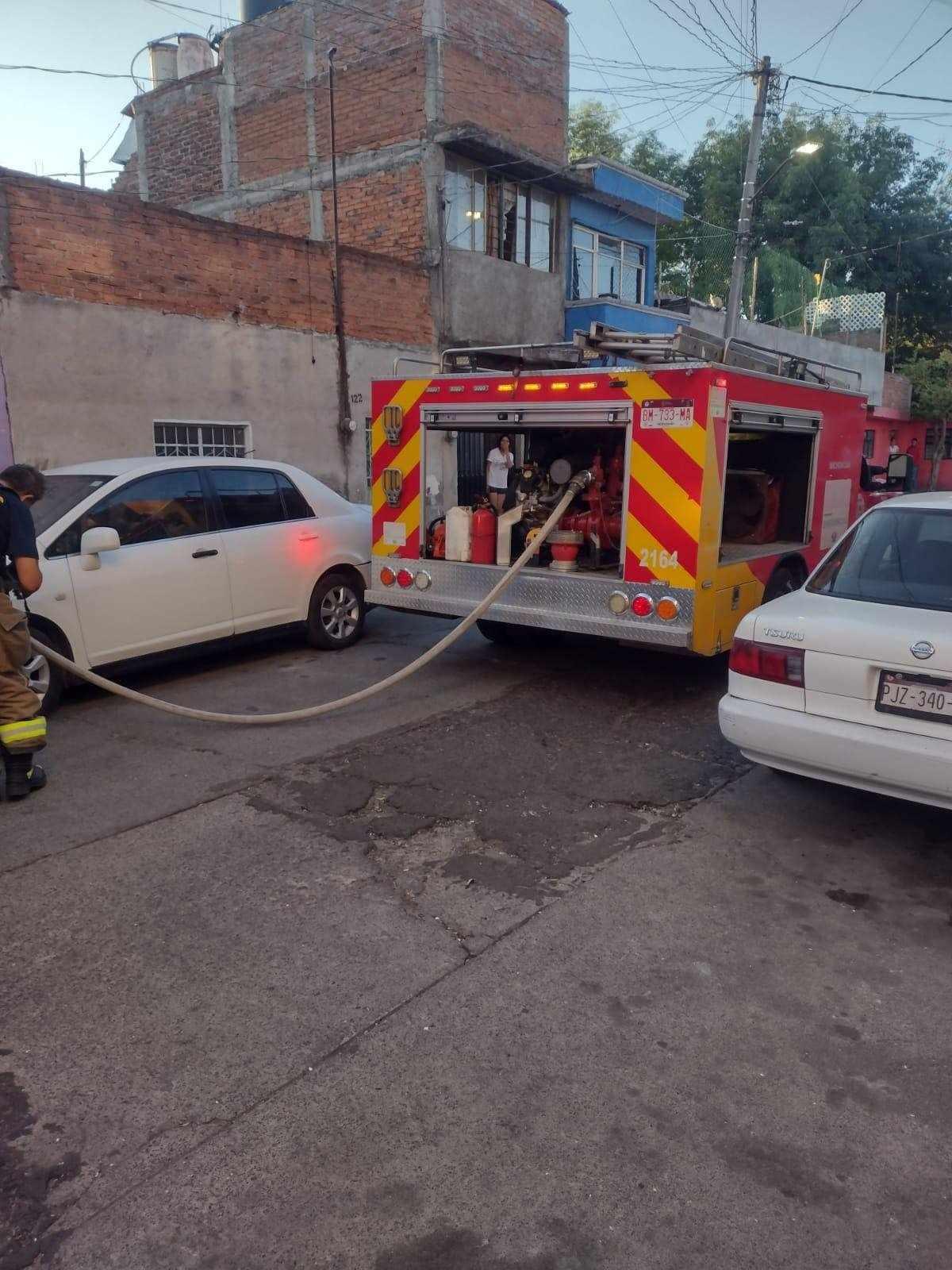Reportan 2 incendios de domicilio en distintos puntos de Morelia