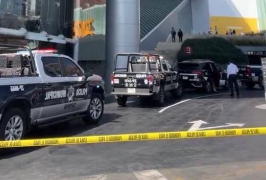 Reportan ataque armado en gimnasio en centro comercial de Zapopan; hay 2 muertos
