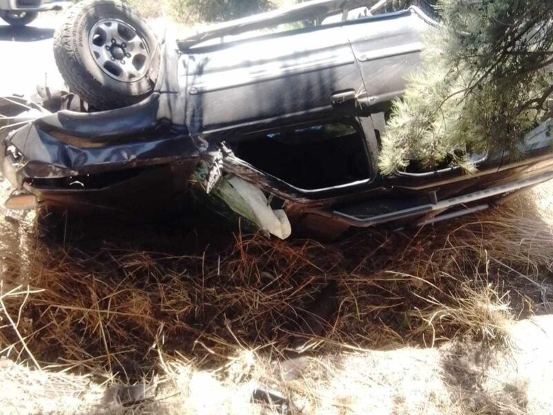 Se accidenta camioneta en carretera Pátzcuaro-Morelia