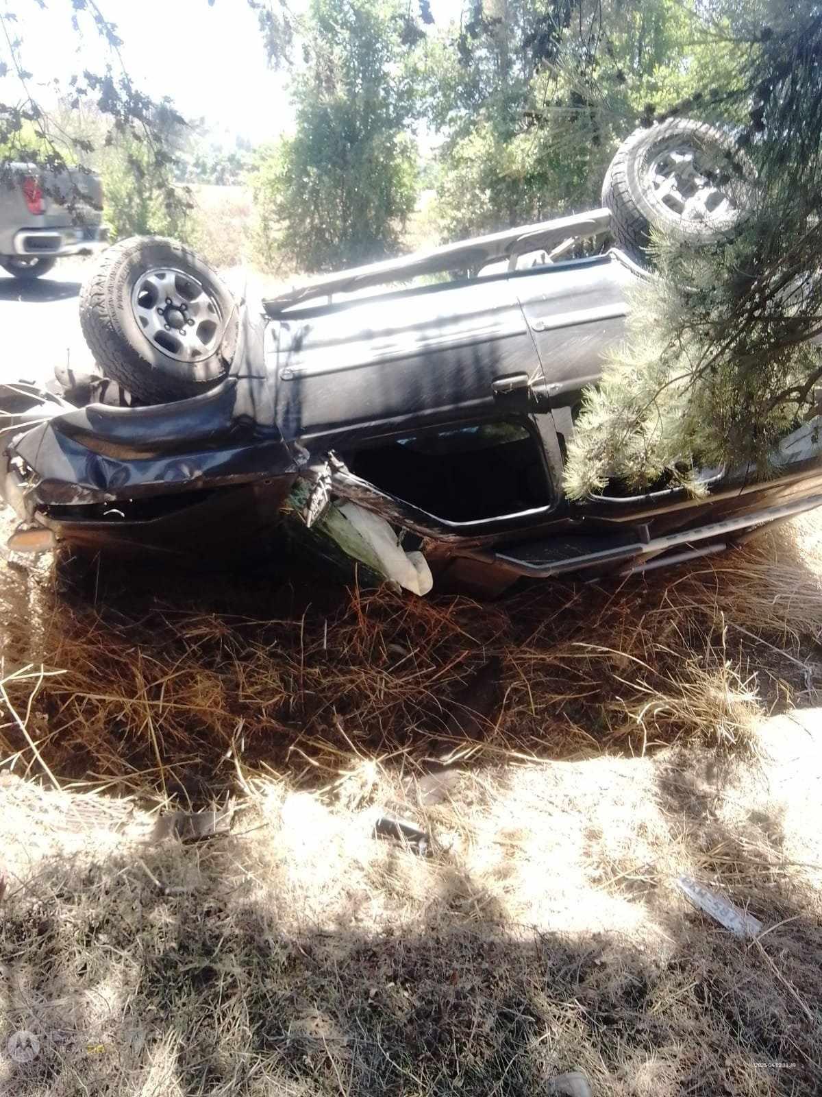 Se accidenta camioneta en carretera Pátzcuaro-Morelia