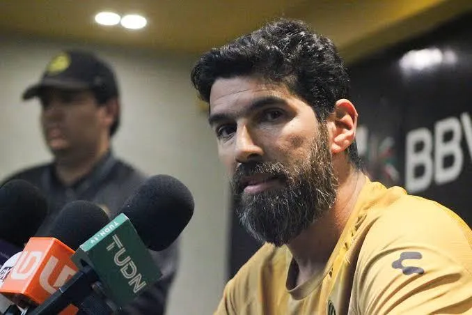 Sebastián Abreu llega a Xolos