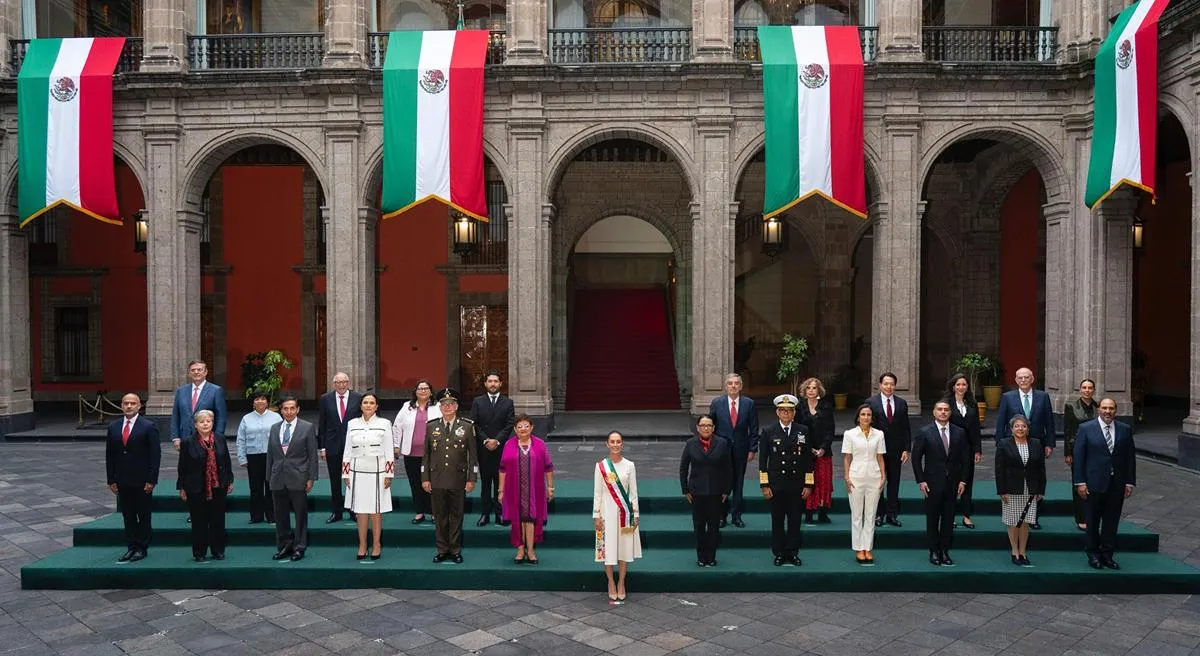 Sheinbaum reúne a su gabinete en Palacio Nacional previo al anuncio arancelario de Trump