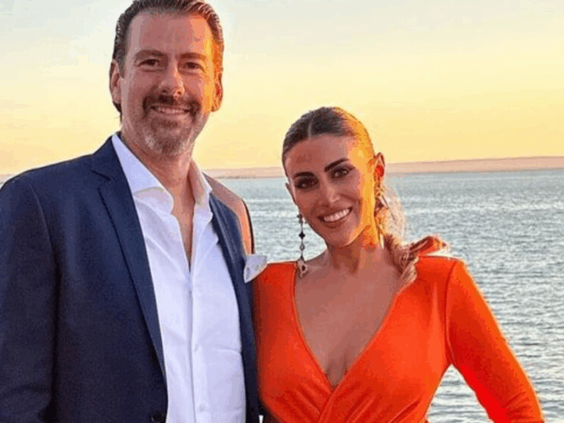 Sofía Rivera Torres y Eduardo Videgaray dan la bienvenida a su hijo
