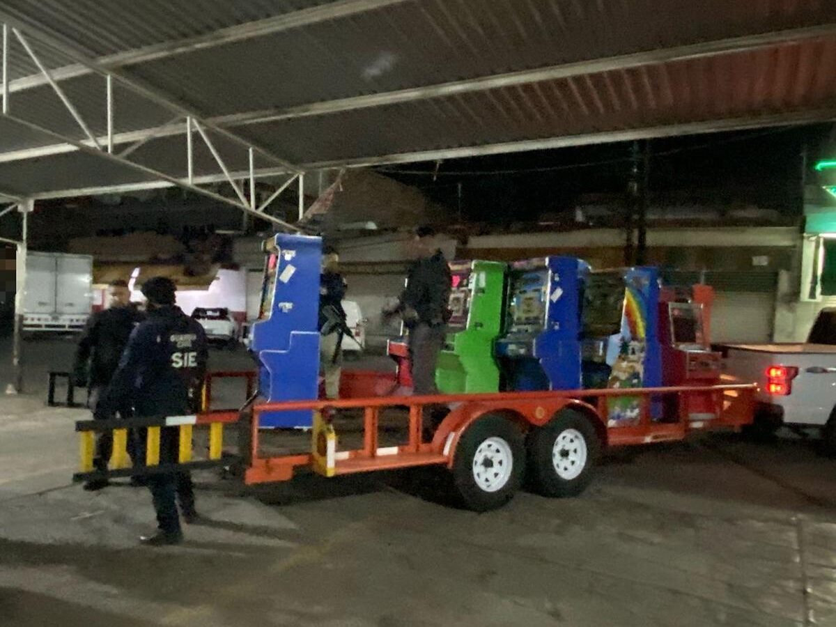 SSP decomisa 214 maquinas tragamoneda en Apatzingán