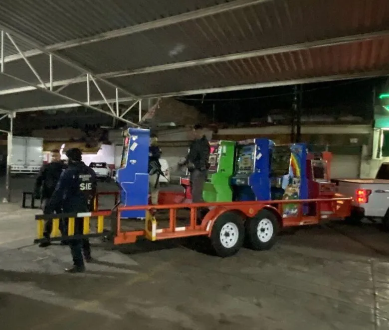 SSP decomisa 214 maquinas tragamoneda en Apatzingán