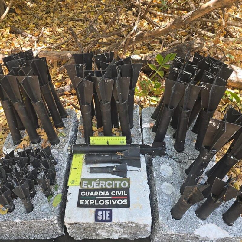 SSP y Defensa desactivan 68 explosivos e inhiben cinco drones en Apatzingán