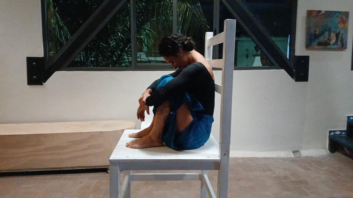“Tiempo", un viaje circense al letargo humano, se presenta en Morelia