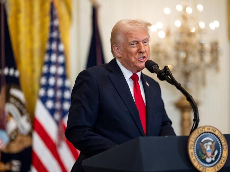 Trump dice estar "abierto" a negociar aranceles solo si es para resolver déficit comercial
