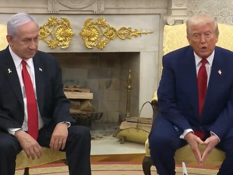 Trump promete acuerdos justos sin pausa en aranceles
