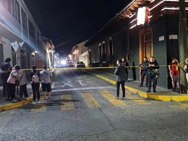 Un muerto y un herido tras ataque armado, en el Centro de Uruapan