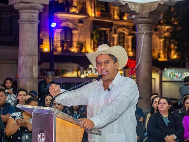 abatir delincuentes: Alcalde de Uruapan contra presuntos delincuentes