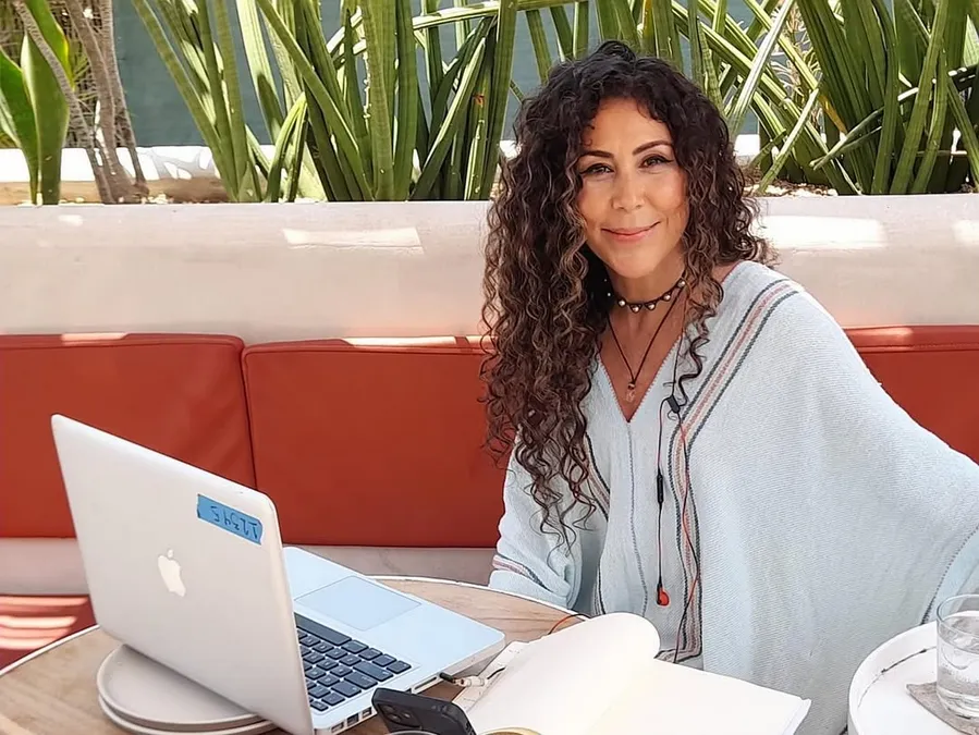 Abogado de Vica Andrade advierte a Bárbara de Regil por entrevistas donde confirma que Memo del Bosque la acosó