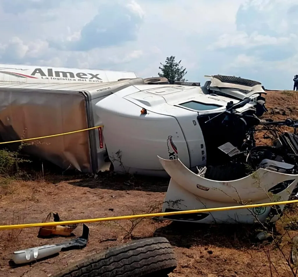 Accidente en la Autopista de Occidente deja un muerto y un herido-1