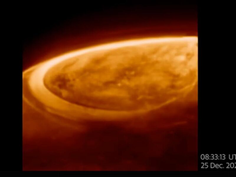 Acercamiento de las auroras de Júpiter
